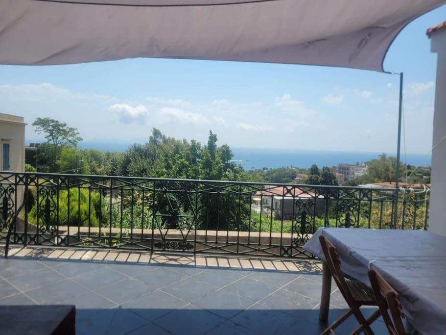 Kamyhouse Una Tranquilla Struttura Nel Verde Villa Napoli Ngoại thất bức ảnh